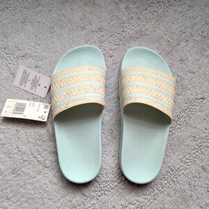 NWT adidas originals Adilette Slides in Ice Mint (Size: 6)